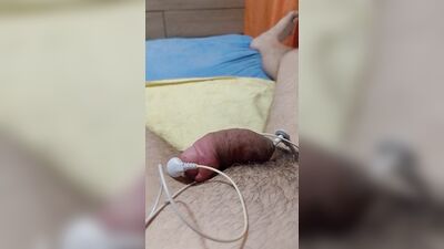 Electric Shock On The Cock And Enjoying Yummy With Surprise At The End