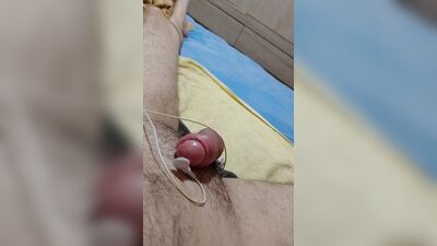 Electric Shock On The Cock And Enjoying Yummy With Surprise At The End