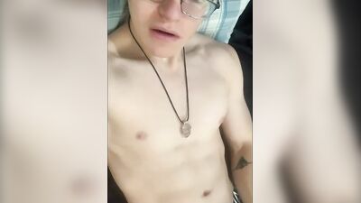 Nerdy twink Alex Gonz