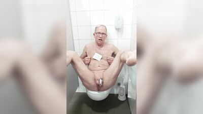 Public toilet