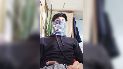 I masturbate my cock and end up cumming, with a porn.
