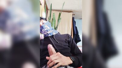 I masturbate my cock and end up cumming, with a porn.