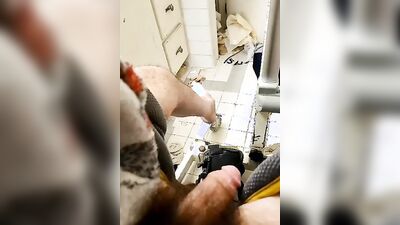 Sit on my cock Cumin Fast and hard