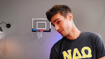 Mischievous Fratboy Test Out Gloryhole wt Sexy Twink