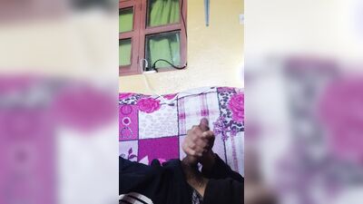 Man masturbating in the living room without being seen