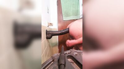 Delicious Little Ass Receives with the Open Doors of Her Anus