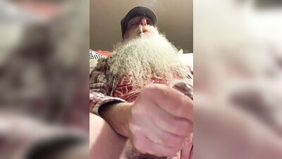 Smokin Daddy Ready to Fuck Your Ass