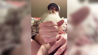 Smokin Daddy Ready to Fuck Your Ass