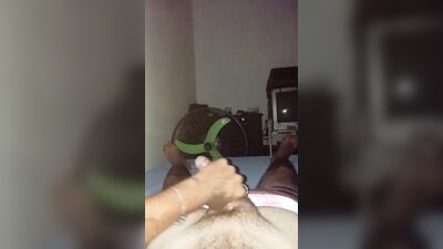 Hombrebuscaculogayparafollarperoterminamastubandosesoloencasa