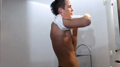 Sperm Kisses From Prague with Hot Solo Dildo Fuck