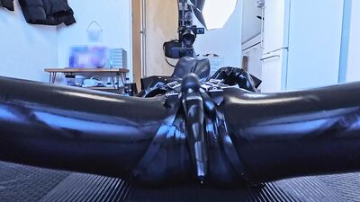 Rubber dolls with cute moaning girls and interlocking vibrators for hypnotic masturbation????