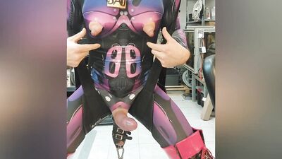 Extreme Nipple Pump Tit PIG CBT Ball Weight Milking Cum