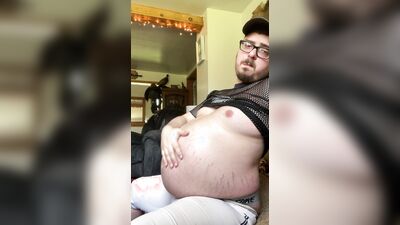 Fat ex-jock stuffs face in tight pants