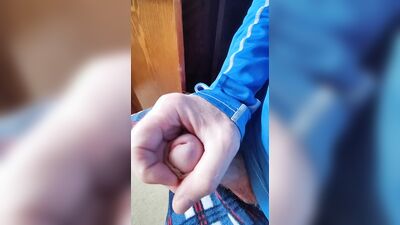 Wanking of an unusual cock and cumming