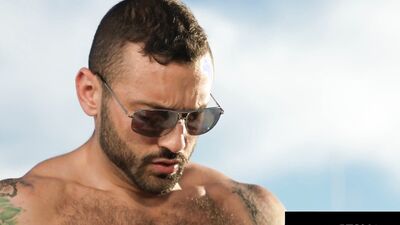 Construction Hunks Flip Fuck Mucle Jock Outdoors - Drew Valentino, Bruce Jones - RagingStallion