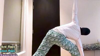 Attempting 20 min MORNING YOGA Full Body Flow Stretch for Beginners