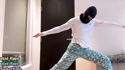 Attempting 20 min MORNING YOGA Full Body Flow Stretch for Beginners