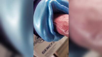 Big throbbing mushroom tipped Italian cock fucking alien pussy sex toy
