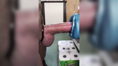 Big throbbing mushroom tipped Italian cock fucking alien pussy sex toy
