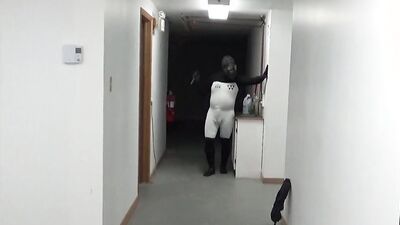 elite commando finally cums in his wetsuit