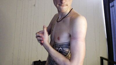 Another video of Endo where he shows off his biceps