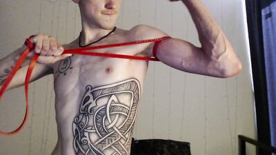 Another video of Endo where he shows off his biceps