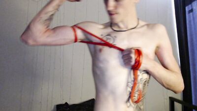Another video of Endo where he shows off his biceps