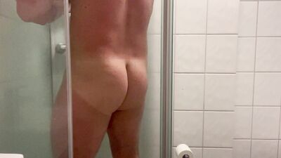 Washing my white ass after burned on the beach.