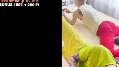 Stepdad fucks twinks while they play console and cums in ass