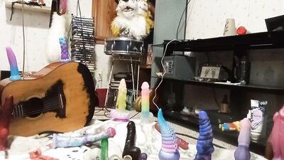 Dragon toys and sprinkles