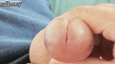 "Smalleeey" play Dildo