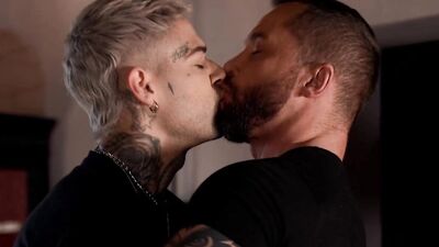 Tattooed Stud Mickey Taylor Fucks The Cum Out Of Tyler Berg Before Jizzing All Over His Chest - BROMO