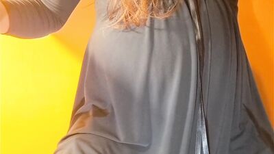 Wanky Wheew - A small Crossdressing party