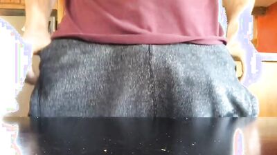 Huge load thrown by daddy with cock manually aroused.