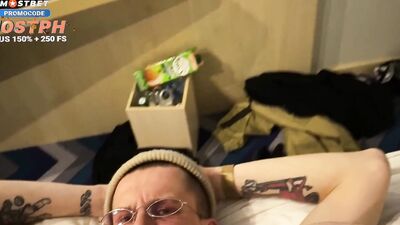 Fucked a young twink for money in a hotel room after a party and cum in his ass