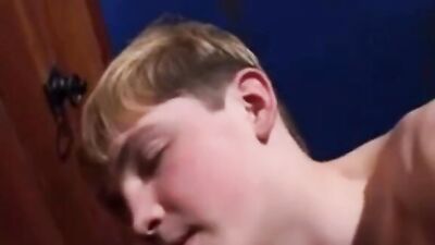 Twink gets fucked by his roommate in this amateur video