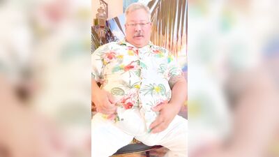 Beach Bear Coach Bear Has Key West Orgasm Because Its 3 O’clock Cum Time in Key West