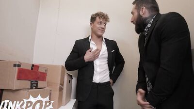Tony D'Angelo Bends Felix Fox Over His Desk To Rim His Ass, Then Fucks Him Doggystyle - TWINKPOP