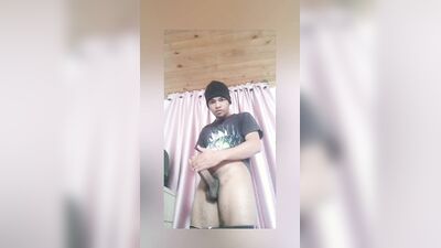 A good masturbation in the room
