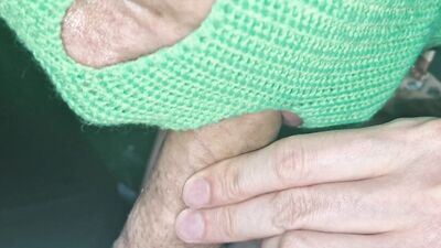 A random trucker fucks in public in a car with daddy to cum!