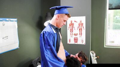 Stoked Grads Celebrate With A Train Fuck - Masyn Thorne, Jonathan Tylor, Cameron Neuton