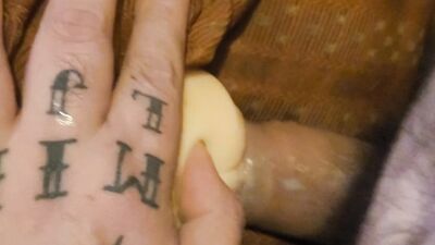 Me masturbo con sextoy pensando en la hermana de mi mejor amigo