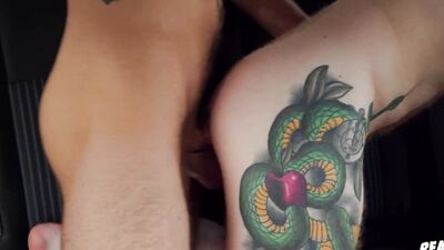 Seamus O'Reilly Convinces Straight Guy Brian Adams To Let Him Take Care Of His Dick - REALITY DUDES