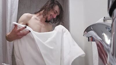 Raw Uncut Shower Scene W/ Feet