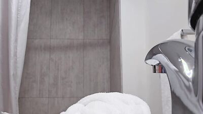 Raw Uncut Shower Scene W/ Feet