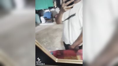 BULTOS DEL TiK-TOK (A VERGÓN ARRECHO SE LE PONE TIESA LA VERGA)