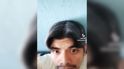 BULTOS DEL TiK-TOK (A VERGÓN ARRECHO SE LE PONE TIESA LA VERGA)