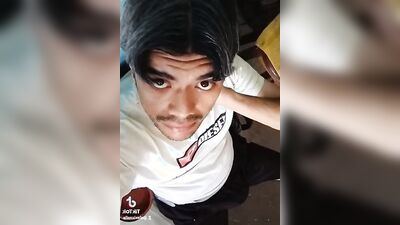 BULTOS DEL TiK-TOK (A VERGÓN ARRECHO SE LE PONE TIESA LA VERGA)