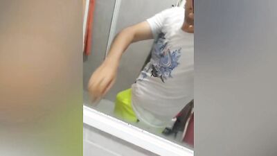 BIG HOT BULGES BY ME A BIG DICK MAN