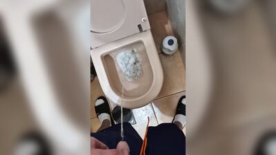 PEE FETISH COMPILATION
